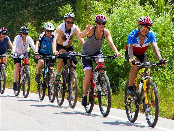 Vietnam Road Bike Tour: Conquering the Iconic Passes and Scenic Highways